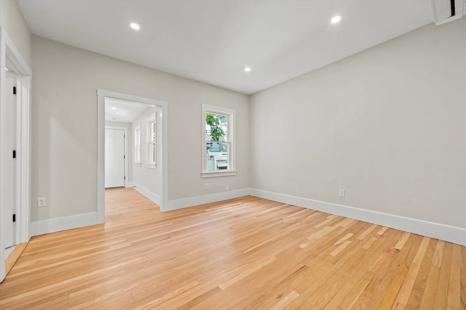 611, East Seventh, Unit 1, South Boston, Boston, MA, 02127