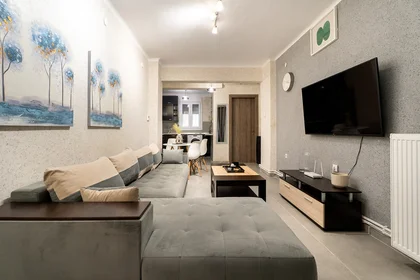 Stanza privata in Leoforos Vasilissis Olgas 37, Thessaloniki, Greece , Thessaloniki, , 546 41 Greece, immagine 1 di 23