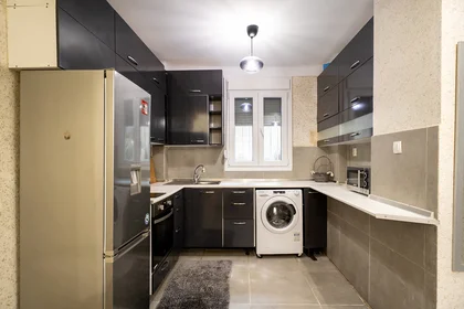 Stanza privata in Leoforos Vasilissis Olgas 37, Thessaloniki, Greece , Thessaloniki, , 546 41 Greece, immagine 13 di 23