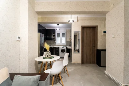 Stanza privata in Leoforos Vasilissis Olgas 37, Thessaloniki, Greece , Thessaloniki, , 546 41 Greece, immagine 8 di 23