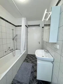 Habitación privada en Spenglergäßchen, Augsburg-Innenstadt, imagen 7 de 10