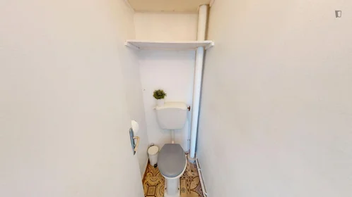 Private room at 4Ter Boulevard Berthelot, image 11 of 12