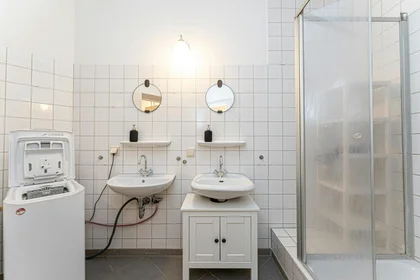 Private room at Köpenicker Straße, image 10 of 13