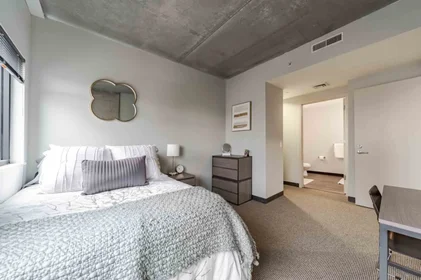 Apartamento inteiro em 3925 Walnut St, Philadelphia, PA 19104, United States, imagem 1 de 10