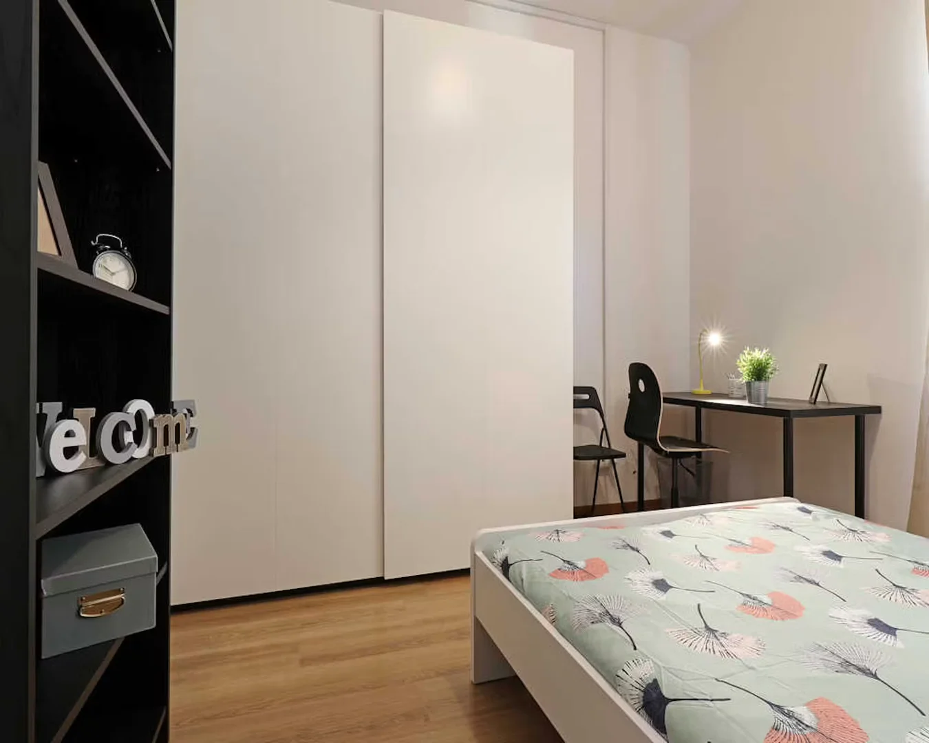 Bezahlbares Zimmer für Studenten mit ausreichender Beleuchtung in 