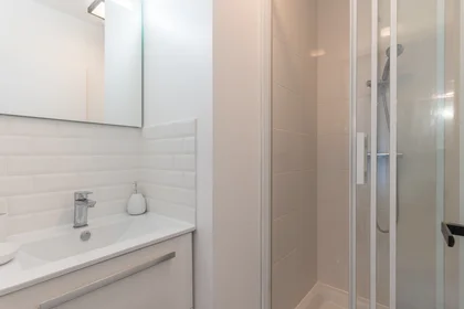Quarto privado em 1 Rue Odilon Redon, imagem 6 de 12