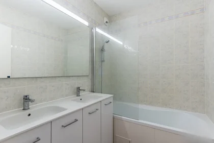 Quarto privado em 1 Rue Odilon Redon, imagem 7 de 12