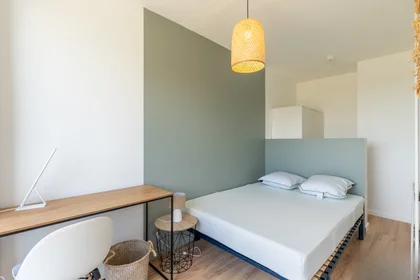 Quarto privado em 1 Rue Odilon Redon, imagem 10 de 12