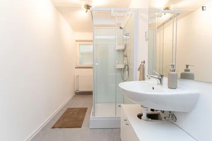 Private room at Stromstraße, image 13 of 24