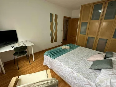 Prywatny pokój Calle Juan de Vergara, obraz 4 11