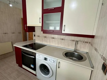 Prywatny pokój Calle Juan de Vergara, obraz 8 11