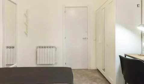 Stanza privata in Avenida Monte Igueldo, immagine 3 di 16