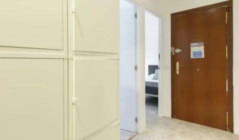 Stanza privata in Avenida Monte Igueldo, immagine 5 di 16