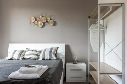 Entire apartment at Via Vercelli, image 2 of 18
