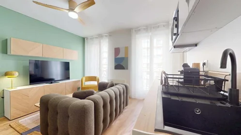 Quarto privado em 19 Rue Pierre Albrand, 13002 Marseille, France, imagem 9 de 16