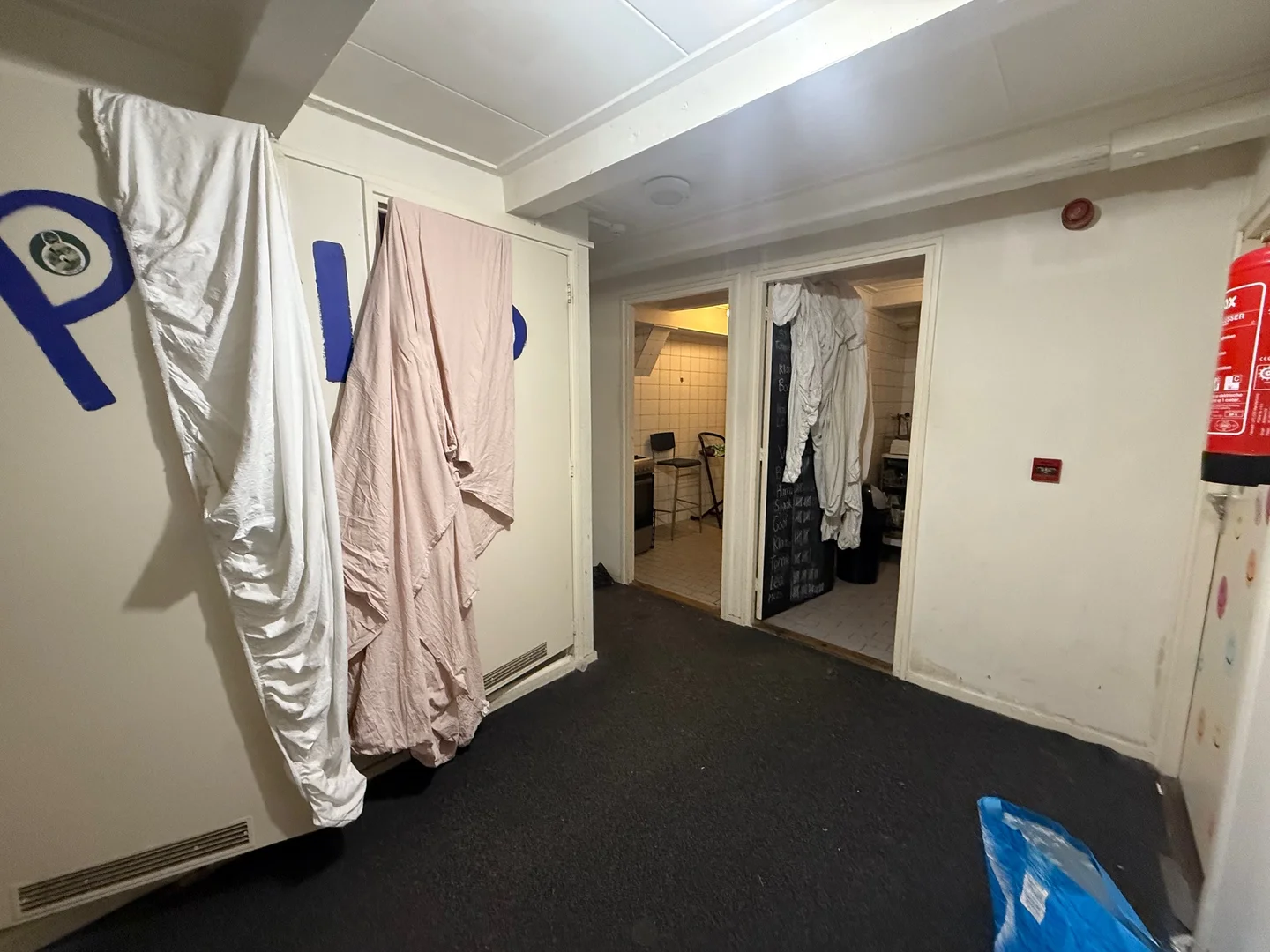 Habitación estudiantil económica cerca del campus en 