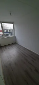 Quarto privado em Topaasstraat, imagem 2 de 7