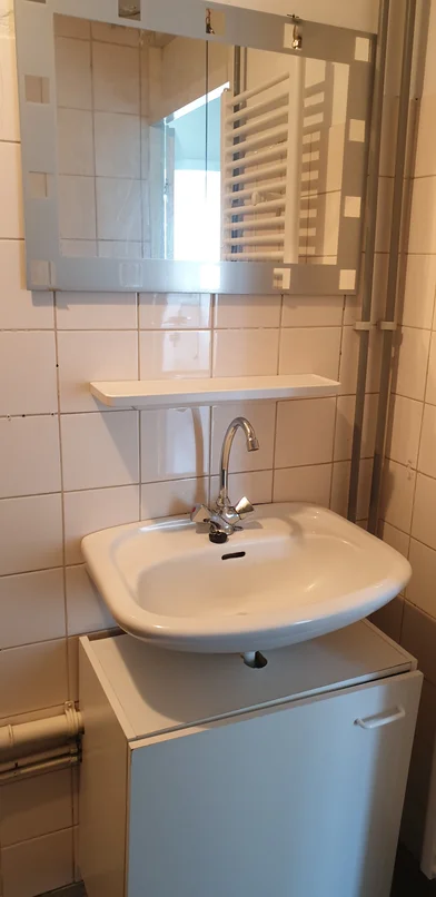 Quarto privado em Topaasstraat, imagem 5 de 7