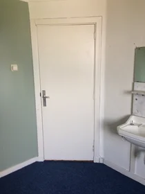 Quarto privado em Eerste Oude Heselaan, imagem 7 de 9