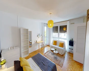 Quarto privado em Rue Marius Berliet, imagem 2 de 13