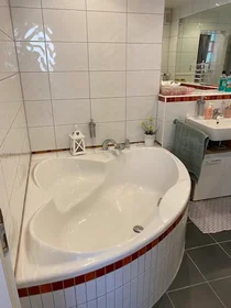 Apartamento inteiro em Schottengasse, Altstadt-St. Lorenz, imagem 6 de 10