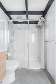 Entire apartment at Calle Tauro 48, image 12 of 18