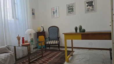 Quarto privado em Via Alessandro Doveri 7, imagem 4 de 5