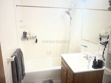 Studio en résidence à 287, Harvard St., Unit 55, Mid Cambridge, Cambridge, MA, 02139, image 7 de 20