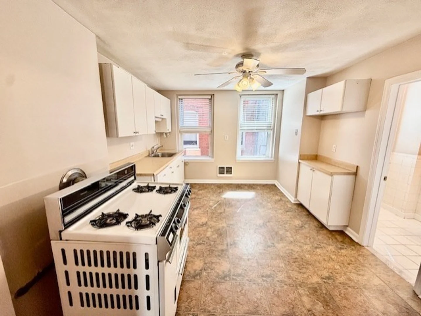 2, Baldwin Pl., Unit 3L, North End, Boston, MA, 02113