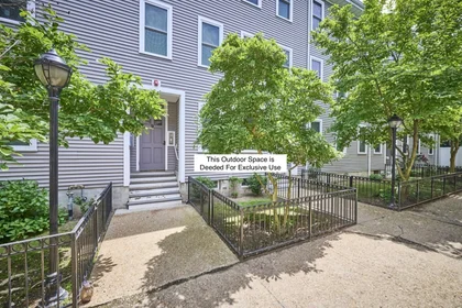 Studio en résidence à 9, Mullins Ct., Unit D, East Cambridge, Cambridge, MA, 02141, image 9 de 11