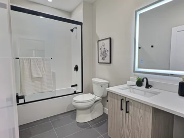 Studio in residence at 1305, Hyde Park Ave., Unit 213, Hyde Park, Boston, MA, 02136, image 4 of 17