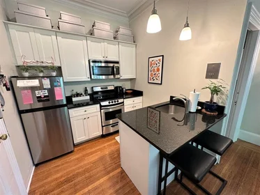 Entire apartment in residence at 7, Hereford St., Unit 5, Back Bay, Boston, MA, 02115, image 1 of 16