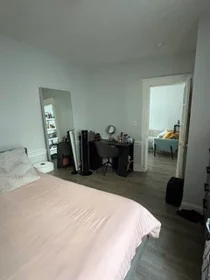 Alojamiento entero en 14, Melvin Ave., Unit 4, Brighton, Boston, MA, 02135, imagen 1 de 10