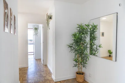 Chambre privée à Calle Cuenca, image 18 de 21