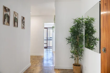 Chambre privée à Calle Cuenca, image 19 de 21