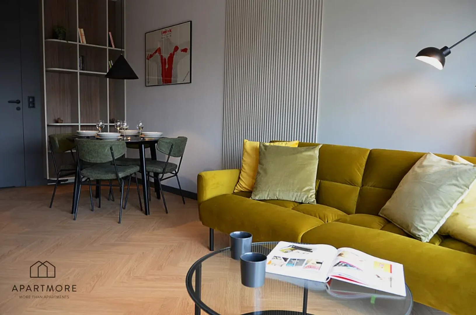  bölgesindeki öğrenciler için tam donanımlı stüdyo daire