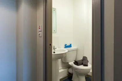 Stanza privata in 1 Lineker Rd, Leicester LE2 7FZ, United Kingdom, immagine 5 di 39