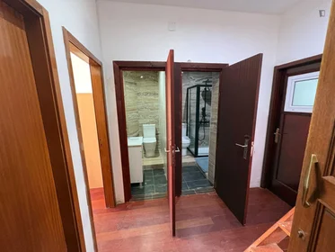 Stanza privata in Rua da Areosa, immagine 19 di 22