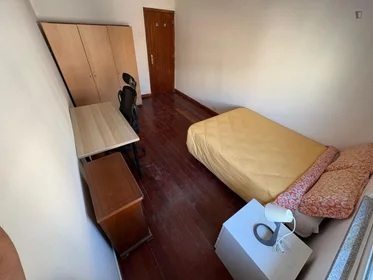 Stanza privata in Rua da Areosa, immagine 7 di 22