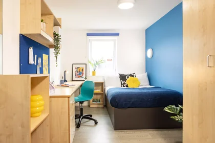 Private room at London Road, image 1 of 10