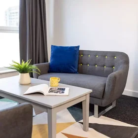 Private room at London Road, image 22 of 49