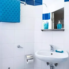Private room at London Road, image 23 of 49