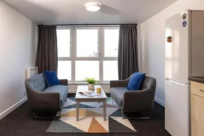 Private room at London Road, image 34 of 49