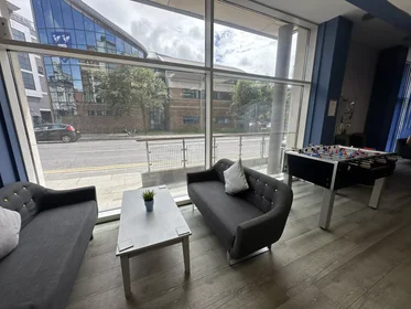 Private room at London Road, image 47 of 49