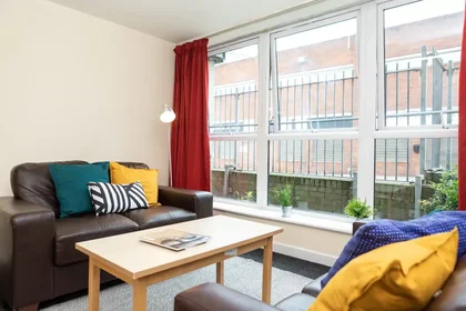 Private room at London Road, image 10 of 49