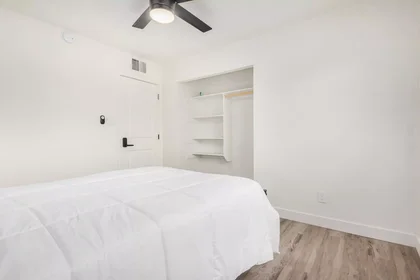 Chambre privée à 85033, image 10 de 29
