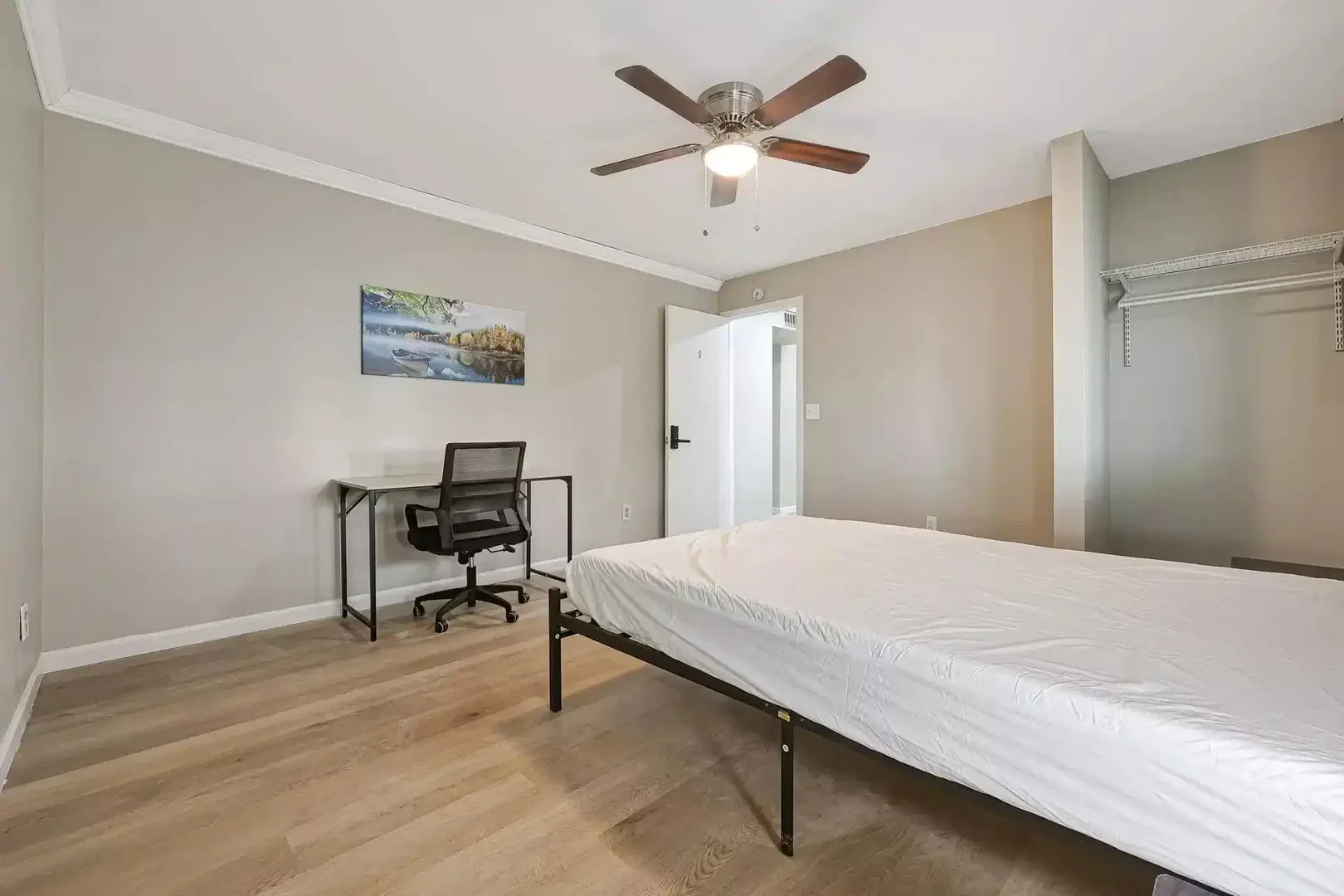 Habitación en apartamento estudiantil en alquiler en , completamente amueblado