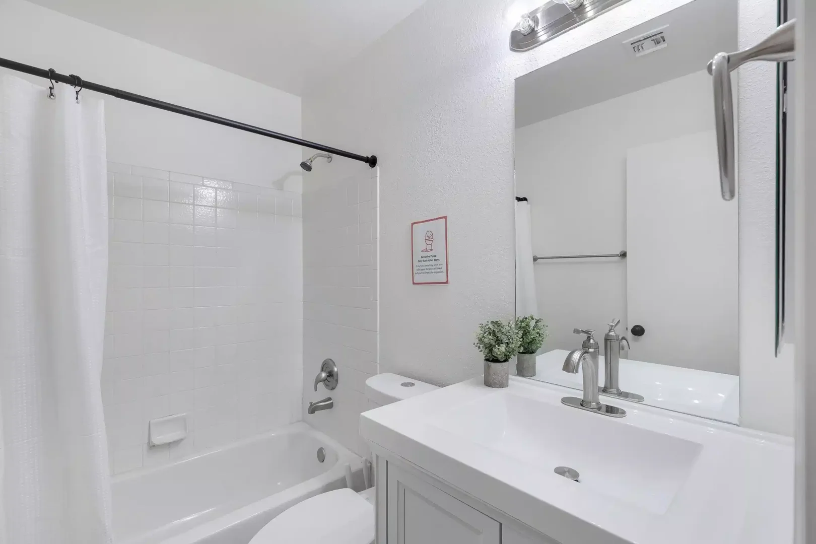 Habitación acogedora para estudiantes disponible en 