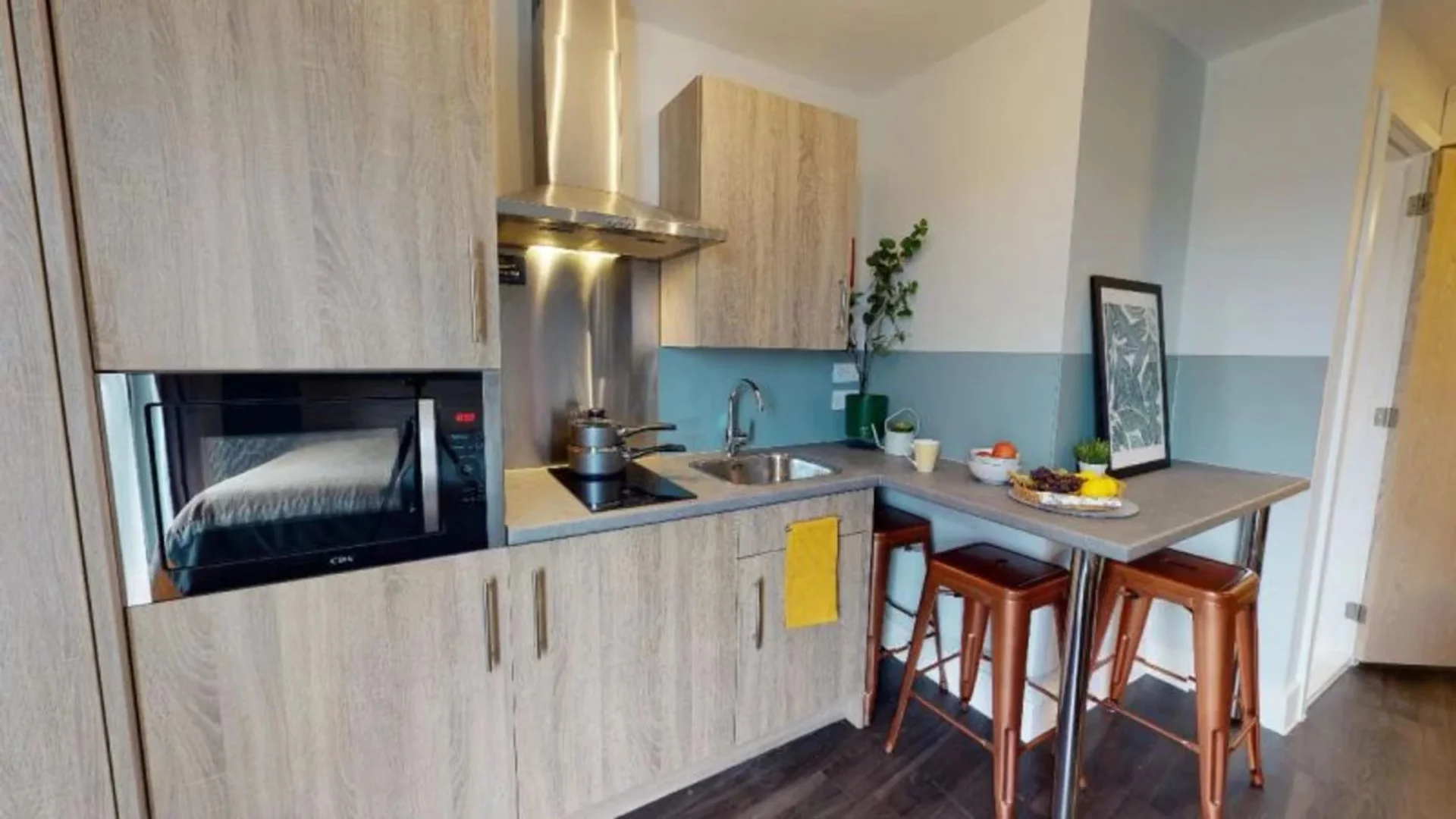 Fully equipped studio flat for students in