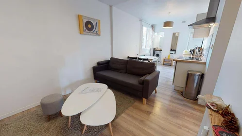 Prywatny pokój 148 Rue Alexis Perroncel, 69100 Villeurbanne, France, obraz 4 14